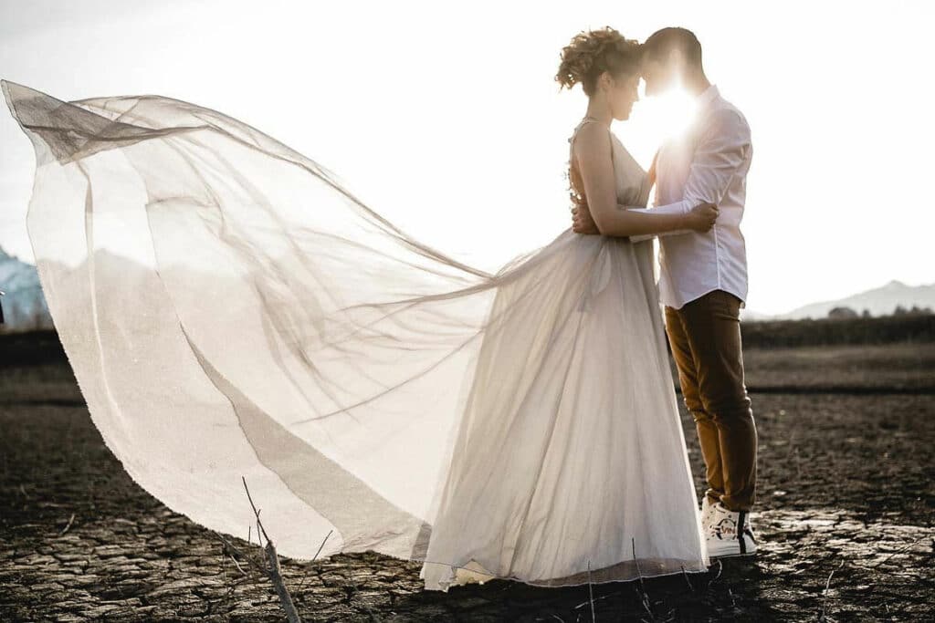 Hochzeit in der Wüste Hochzeitsplaner München Braut Brautkleid